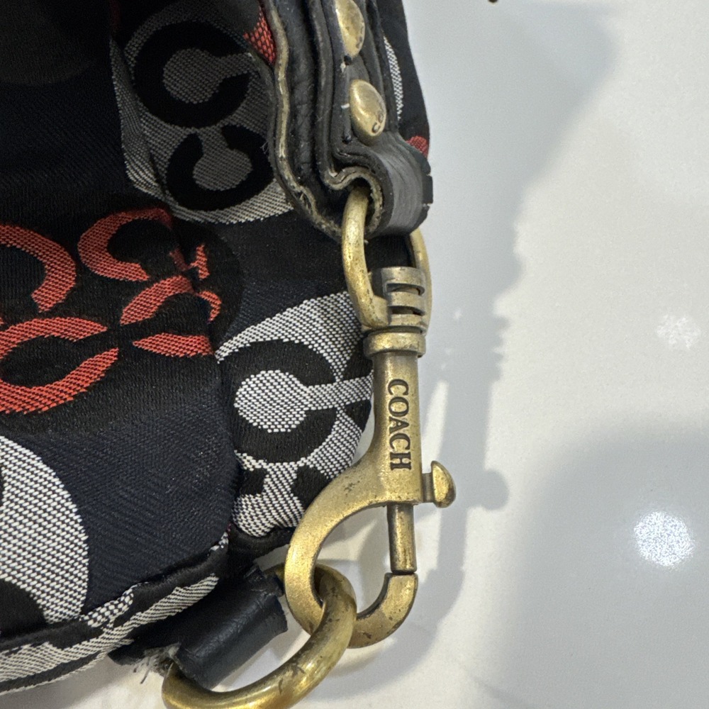 Coach Purse Est. 1941 Broken Zipper - Picture 10 of 11